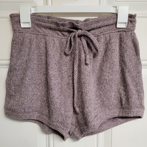 Maronie soft ribbed drawstring lounge shorts with pockets - Picture 4 of 8